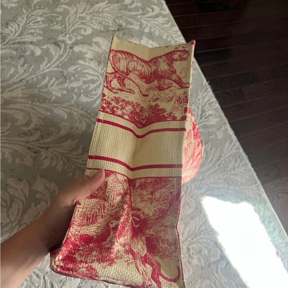 💯 Authentic Christian Dior 100% Straw VIP tote - Picture 3 of 8